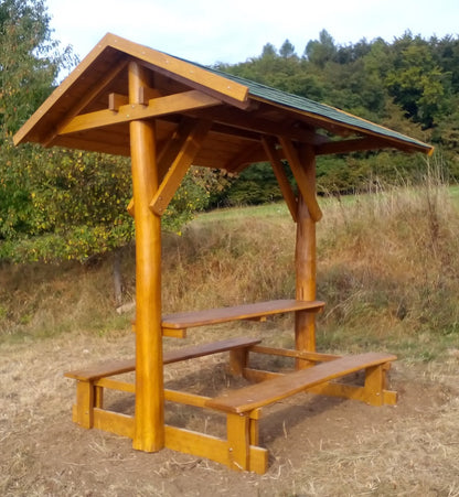 Malý altán z akátu