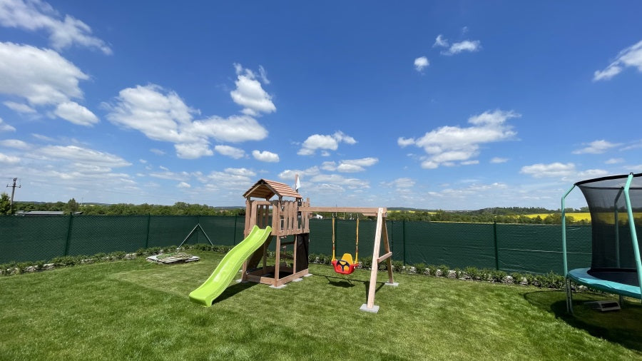 Dětské hřiště Monkey´s Home Malý pirát MAD s červenou skluzavkou