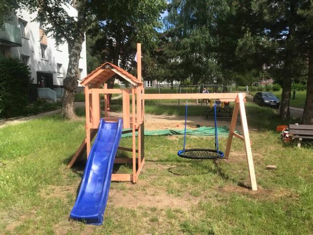 Dětské hřiště Monkey´s Home Malý pirát MAD s modrou skluzavkou