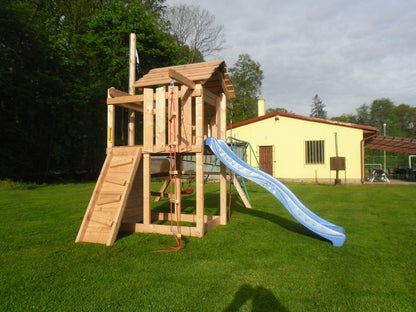 Dětské hřiště Monkey´s Home Malý pirát SAM se žlutou skluzavkou