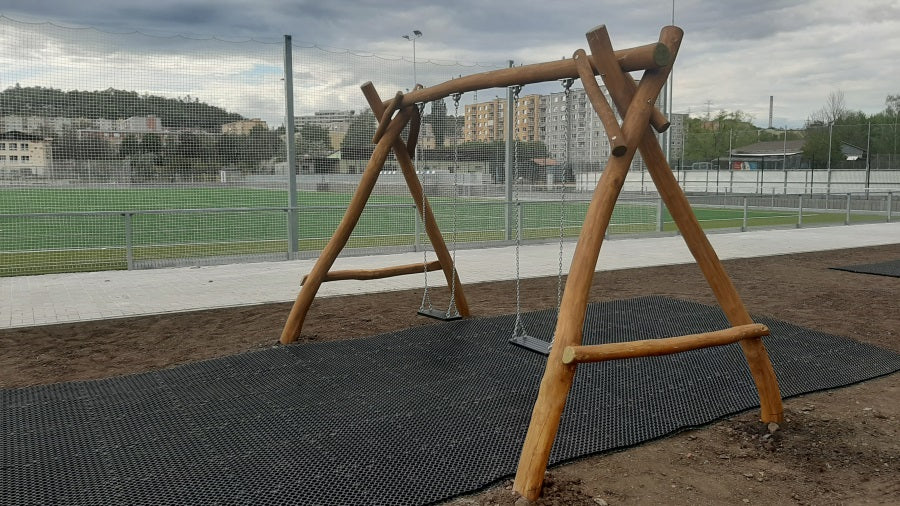 houpačka Duoswing II z akátu - s houpacími sedáky