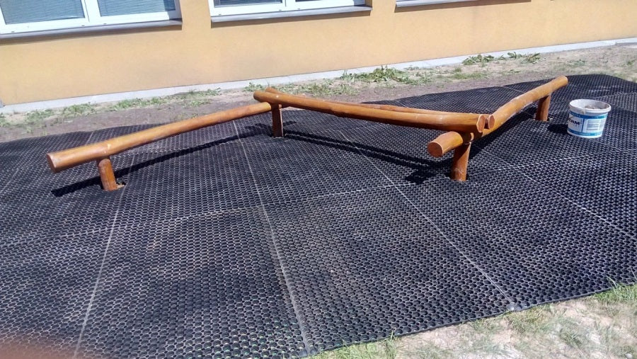 Trojkladina z akátu