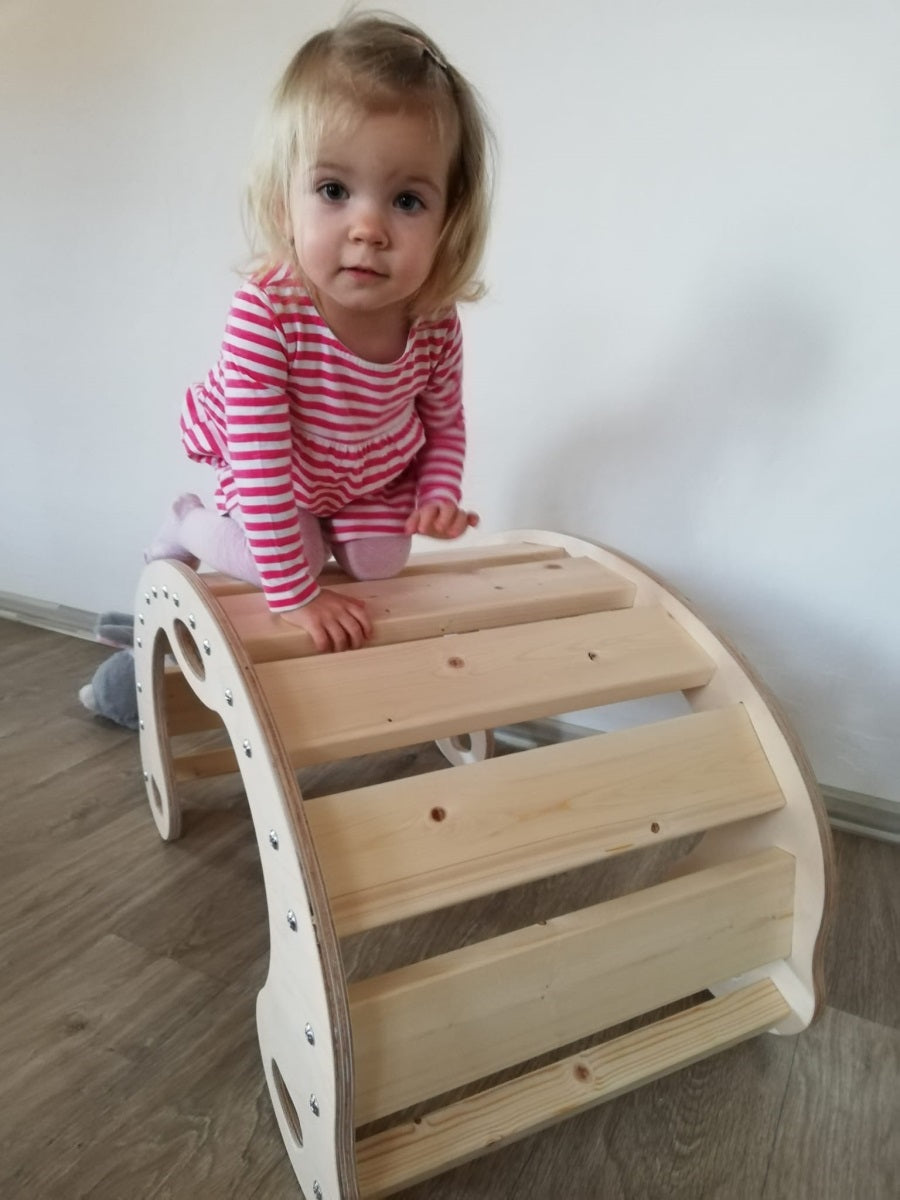 Víceúčelová houpačka dřevěná montessori